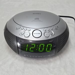 Jensen JCR-332 Dual Alarm CD Clock Radio AM FM Tested Working Silver